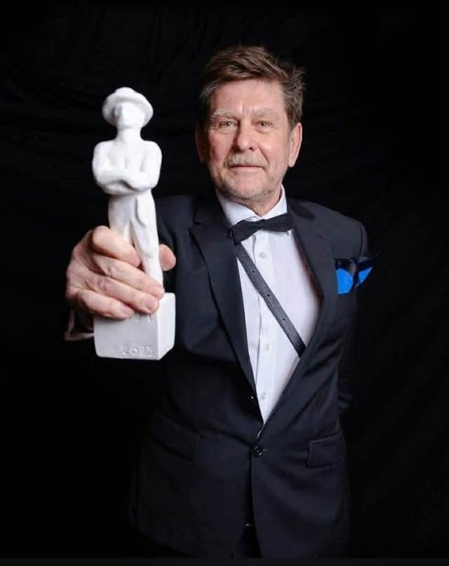 Eugen Tamberg pälvis parima kostüümikunstniku kategoorias Soome filmiauhinna