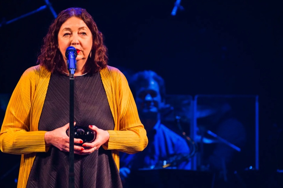 Eesti teatri aastaauhindade kunstnikuauhinna laureaat on LILJA BLUMENFELD